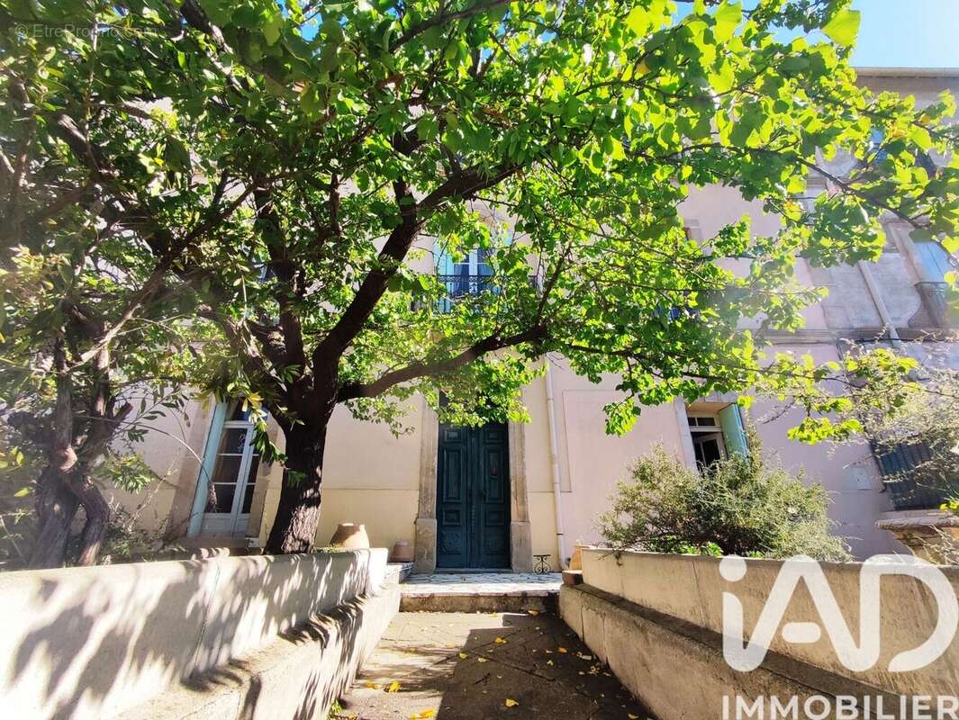 Maison 285 m² à Gabian  - photo 2