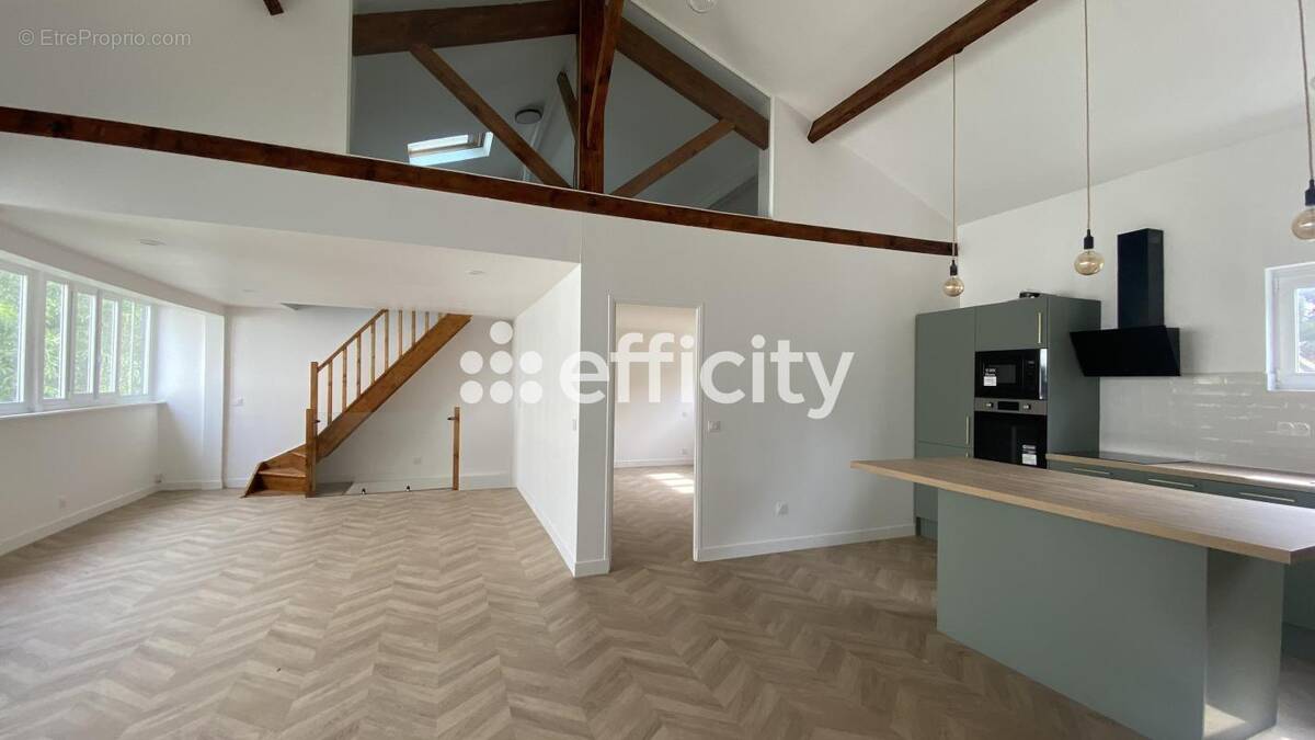 Appartement à MONTREUIL