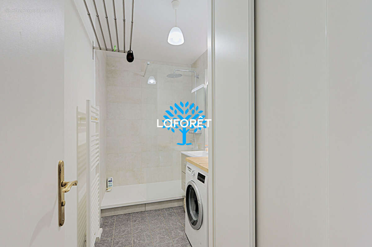 Appartement à PUTEAUX