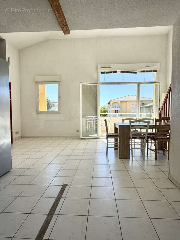 Appartement à LATTES