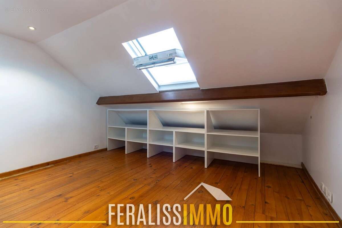 Maison à COURDIMANCHE