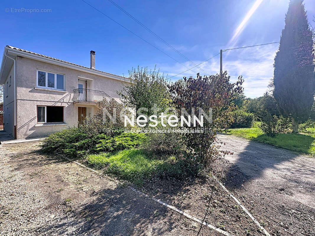 Maison à SEISSAN