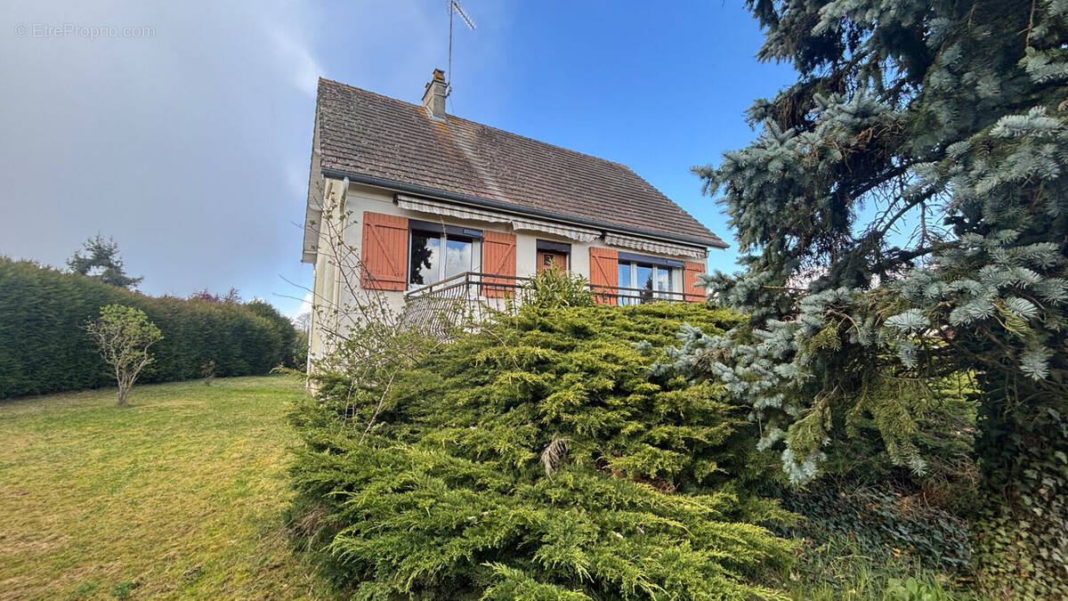 Maison à CONDE-SUR-ITON