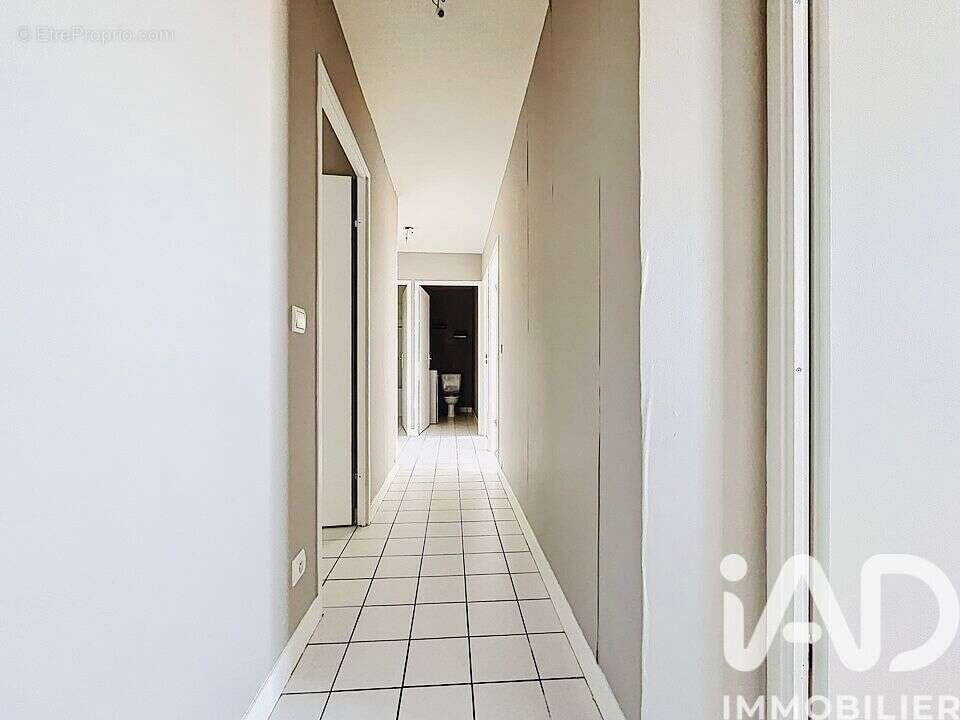 Photo 9 - Appartement à MANTES-LA-JOLIE