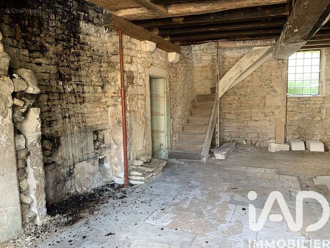 Photo 4 - Maison à RAVIERES