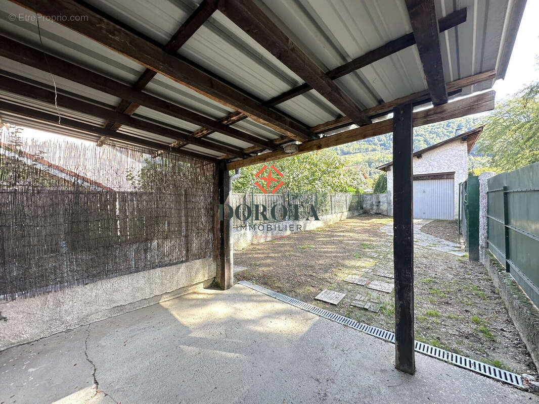 Maison à VILLARD-BONNOT