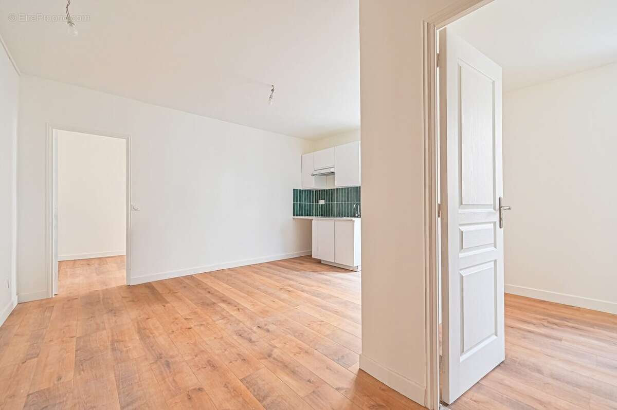 Appartement 42 m² à Clichy  - photo 6