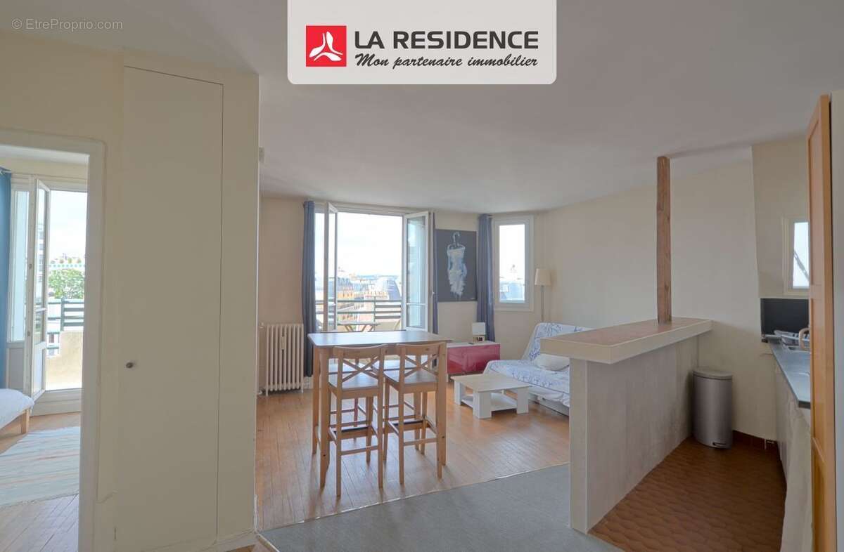 Appartement à PARIS-15E