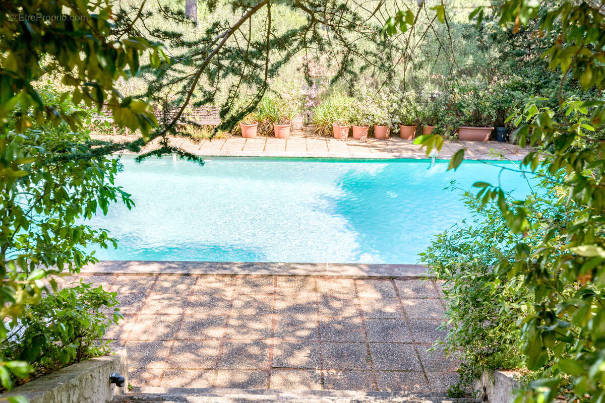 Maison à LA DESTROUSSE