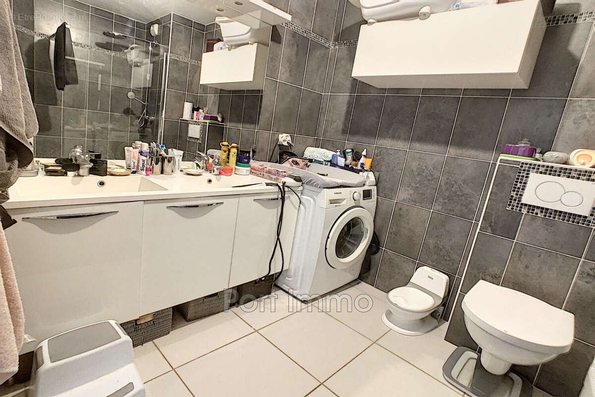 Appartement à CAGNES-SUR-MER
