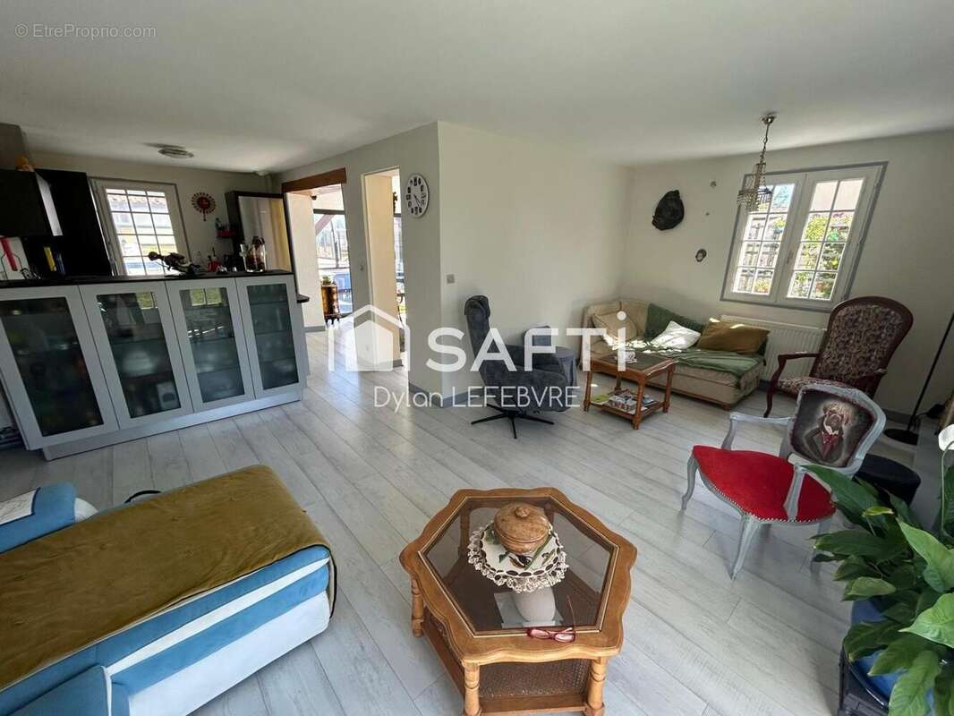 Photo 2 - Maison à THURE