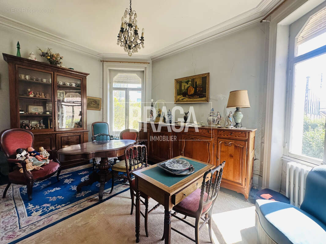 Grande maison familiale avec 7 chambres garage et jardin - photo 4