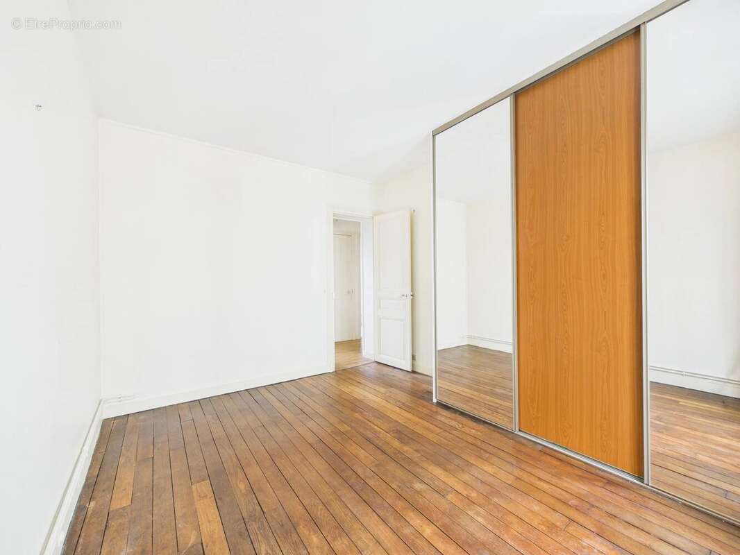 Appartement à LEVALLOIS-PERRET