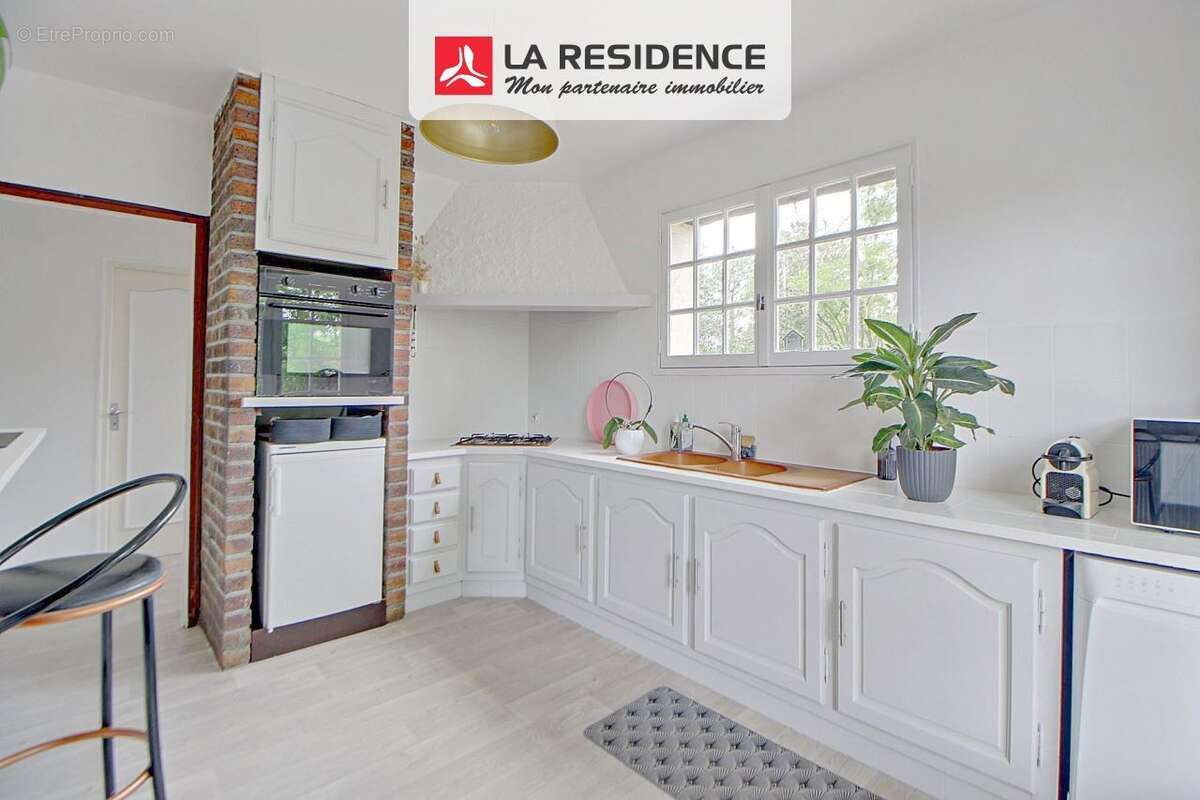 Maison à VERNEUIL-SUR-SEINE