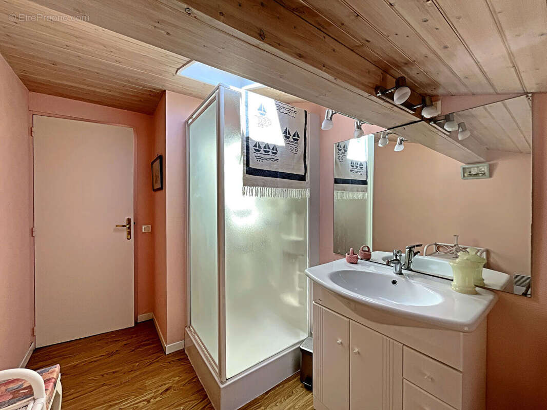 Maison à MESCHERS-SUR-GIRONDE