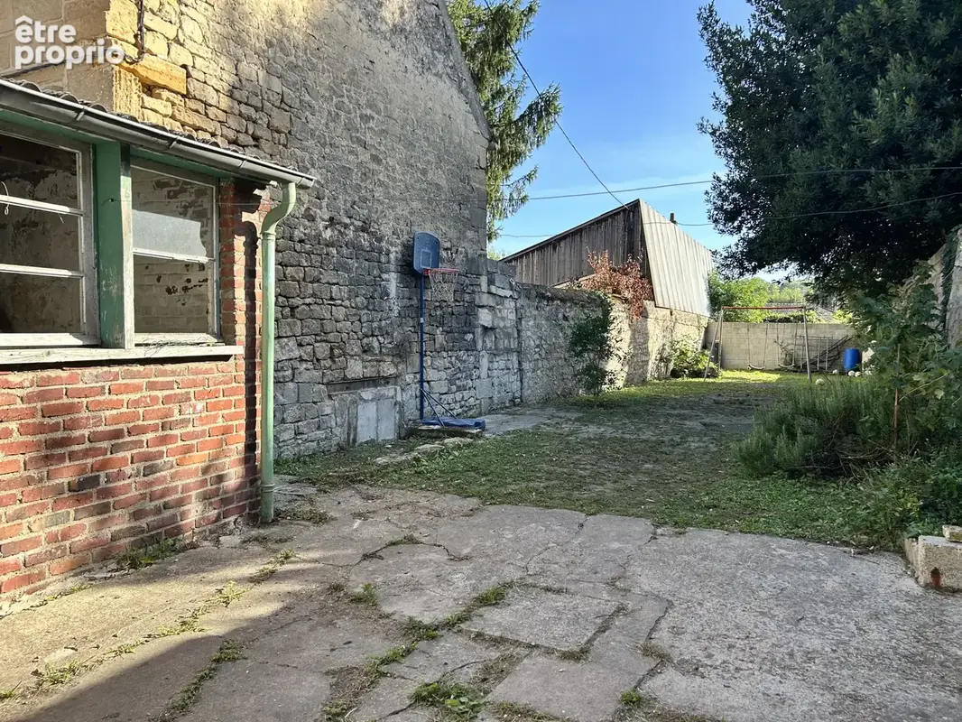 Maison surélevée sur sous-sol total comprenant : - photo 13