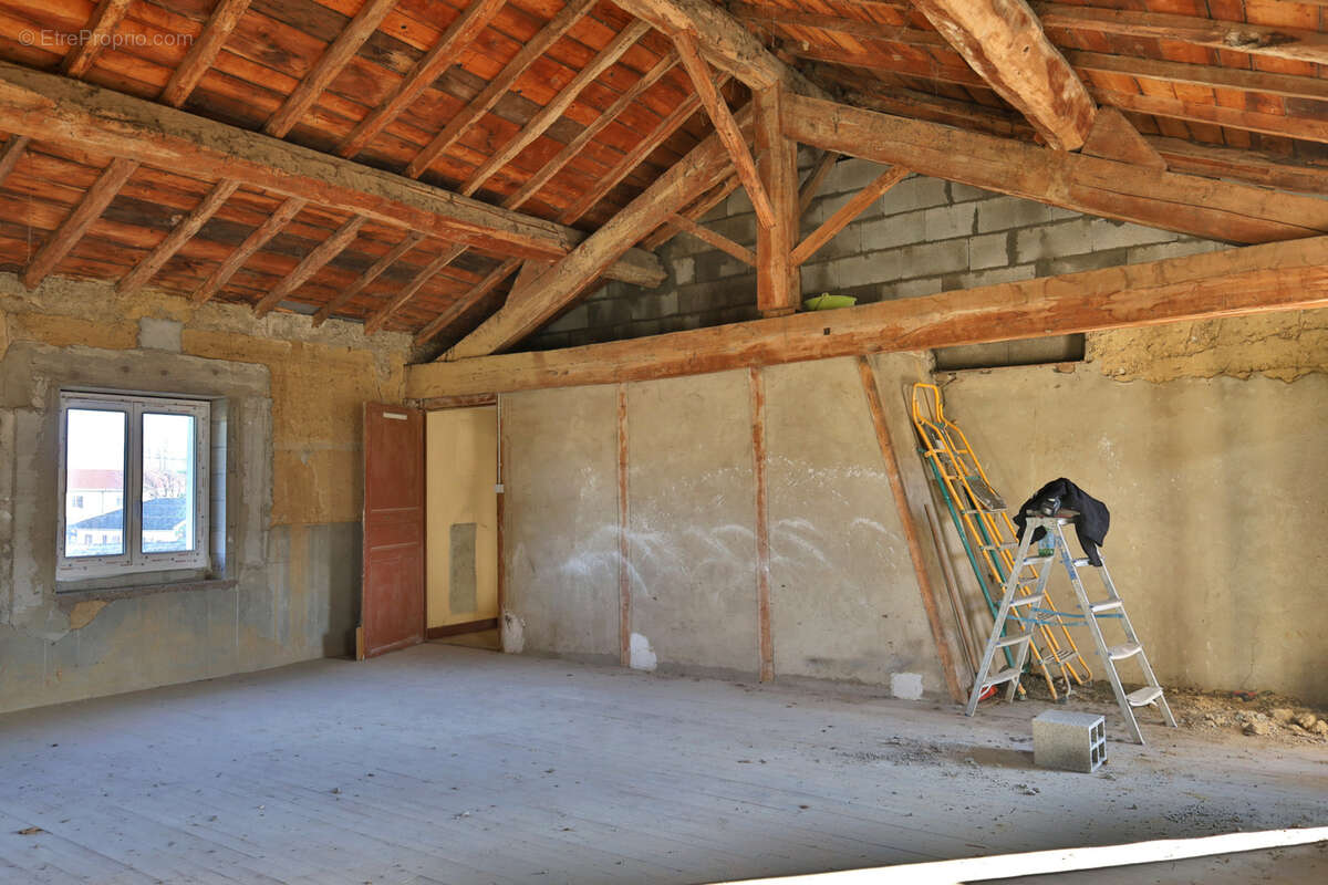 Maison à SAINT-JUST-CHALEYSSIN