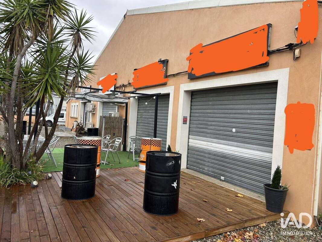 Commerce 850 m² à Villeneuve-Les-Beziers  - photo 2