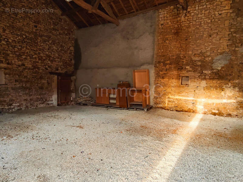 Maison à SAUZE-VAUSSAIS