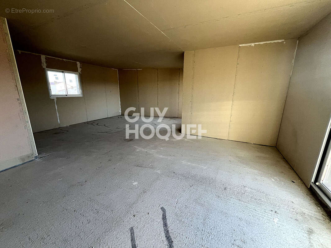 Appartement à VILLENEUVE-DE-LA-RAHO