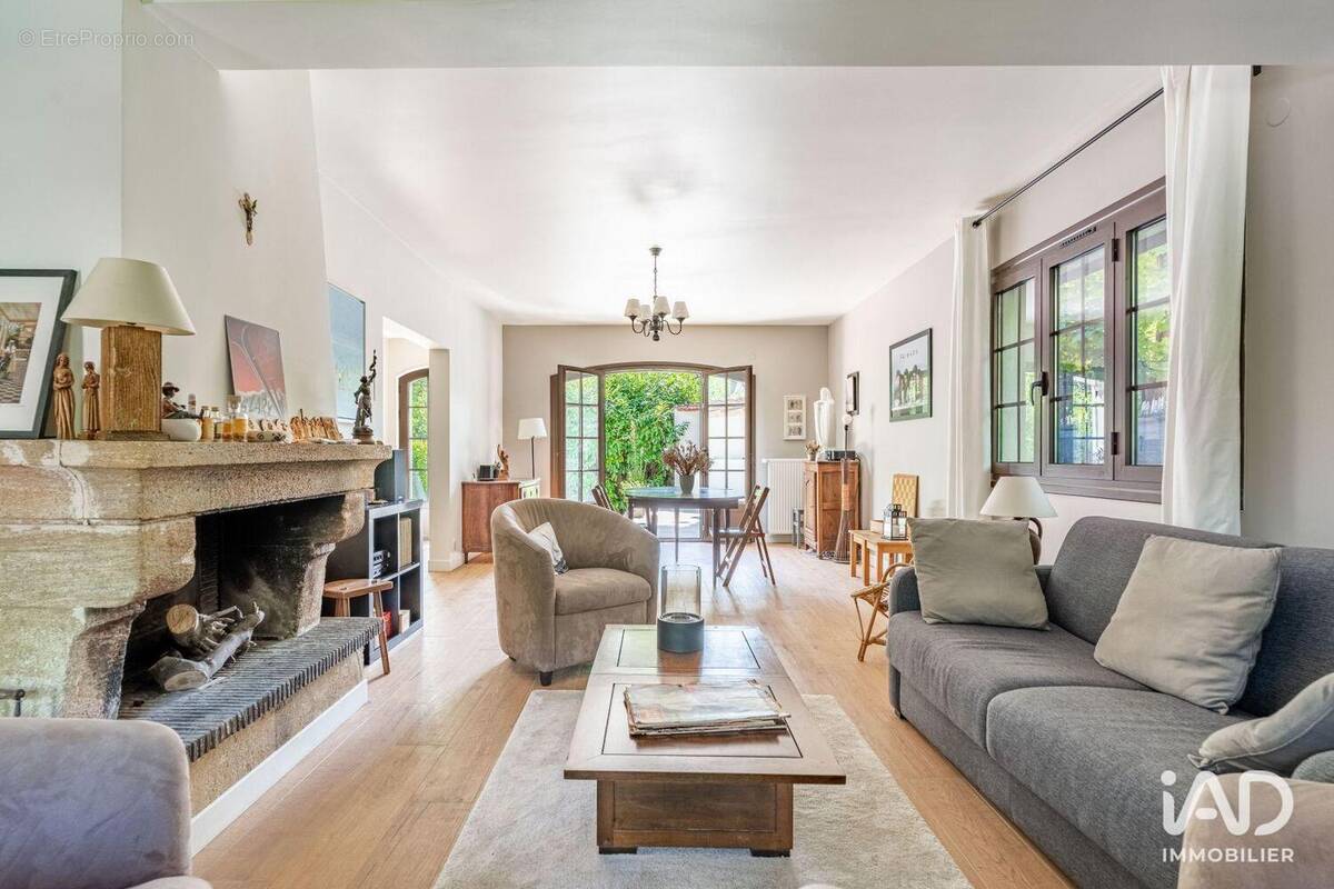 Photo 1 - Maison à MARLY-LE-ROI