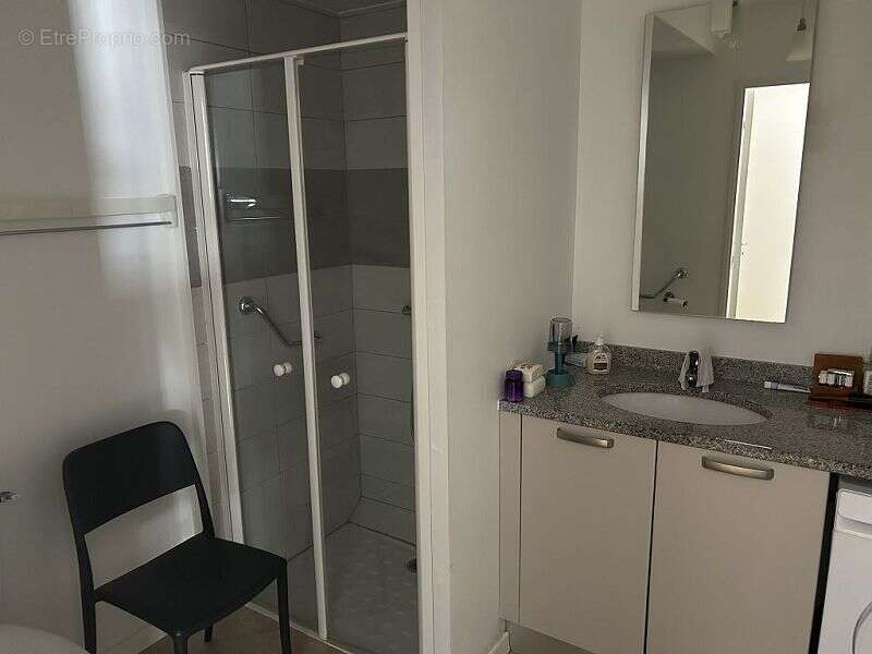 Appartement à MONTROND-LES-BAINS
