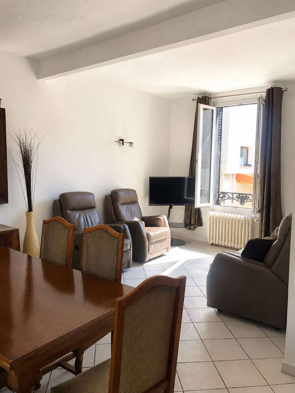 Les lilas centre Maison 82 m² 775000 - photo 2