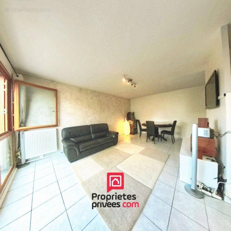 Appartement à LYON-9E