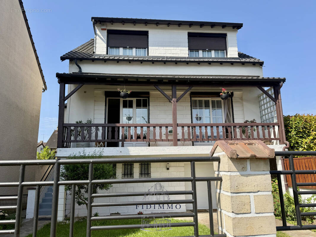 Maison à ORMESSON-SUR-MARNE