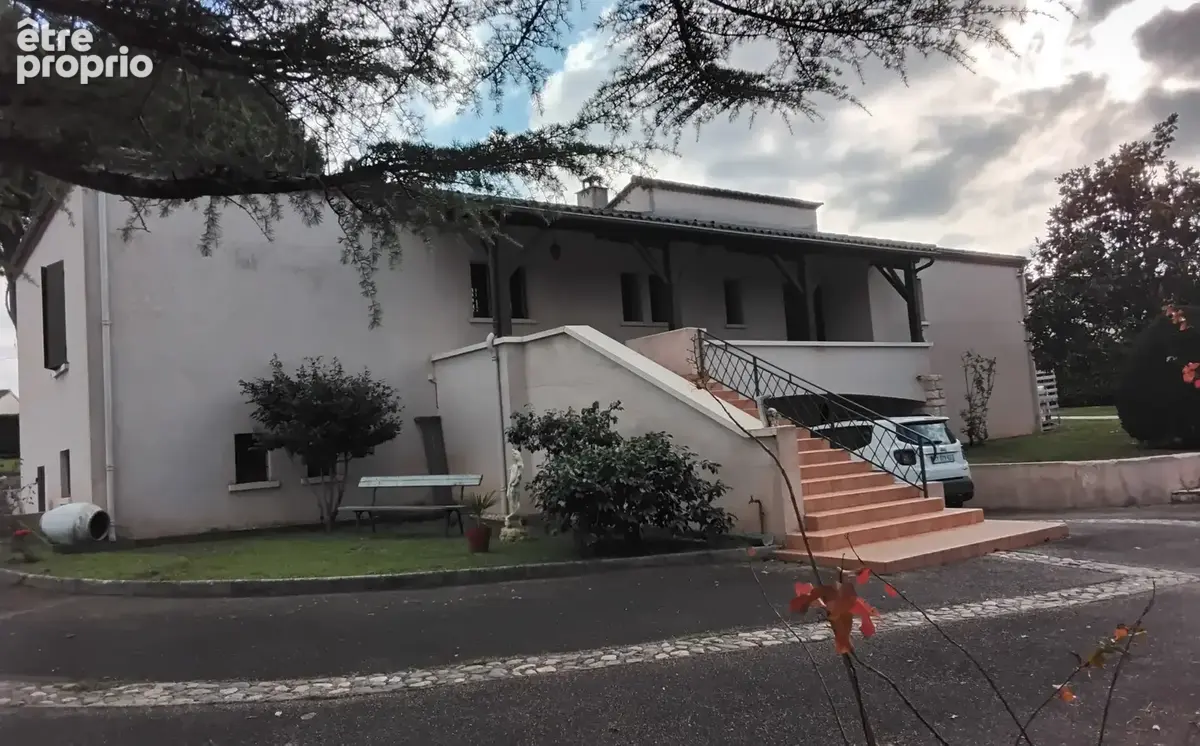 Grande maison semi enterree - photo 5