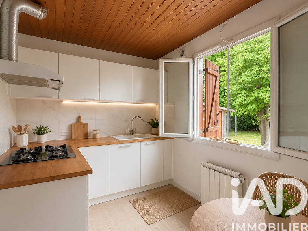 Photo 1 - Maison à LIMEIL-BREVANNES