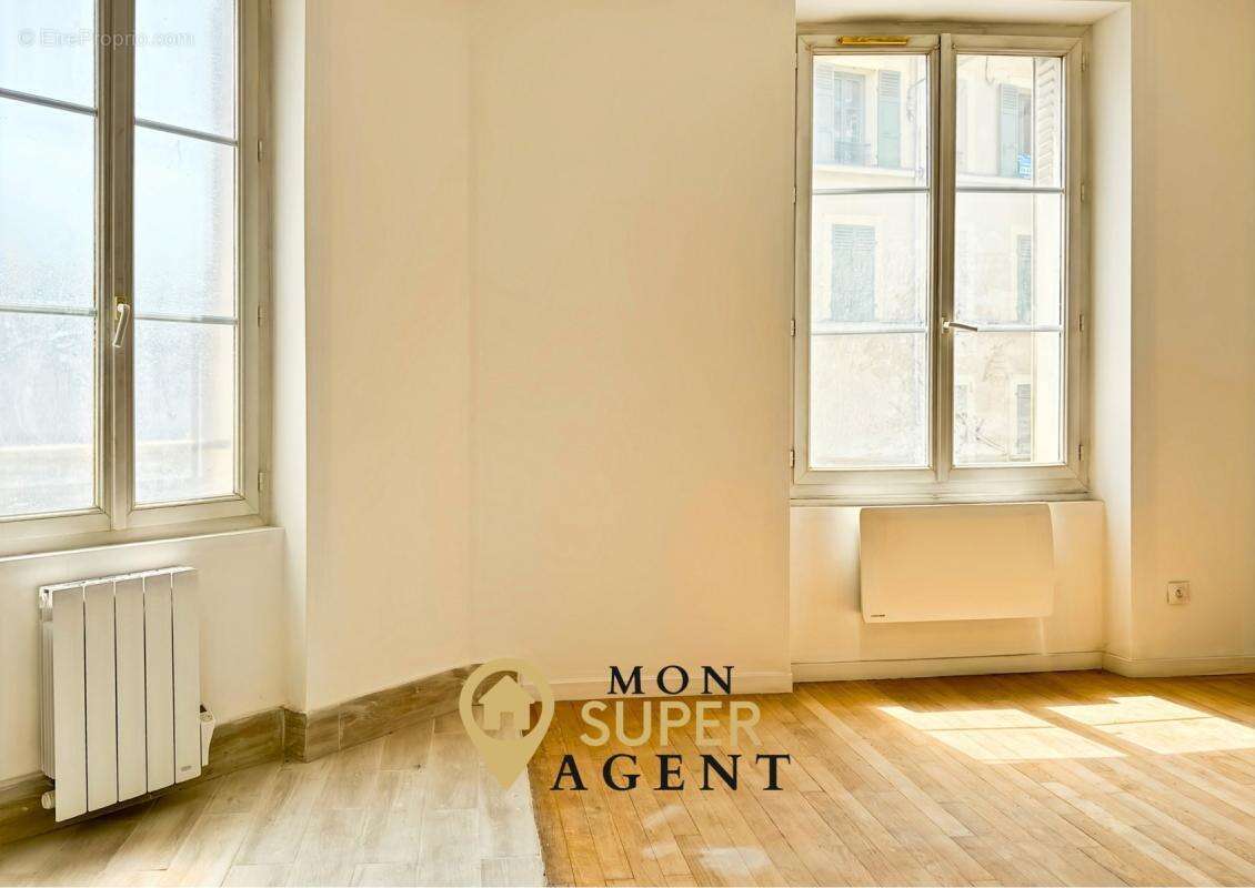 Appartement à MELUN