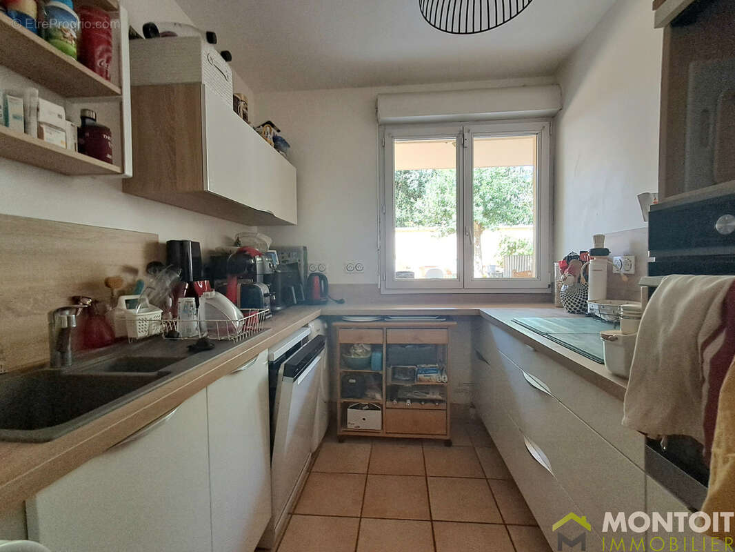 Appartement 69m2 - 2 chambres - jardin terrasse 190m2 - parking - transports et commodites - photo 7