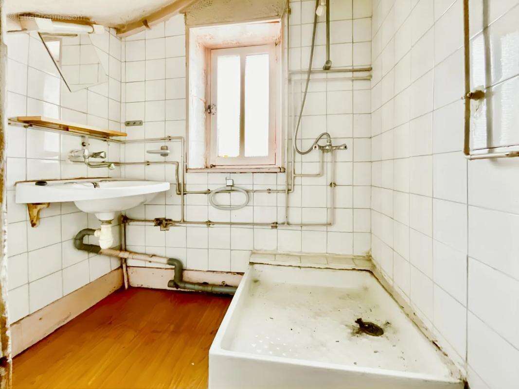 Maison à LA GUERCHE-SUR-L&#039;AUBOIS