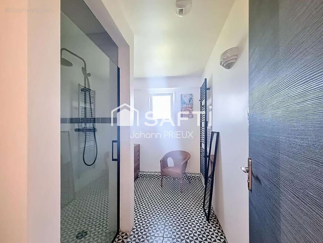 Maison 275 m² à Commes  - photo 5