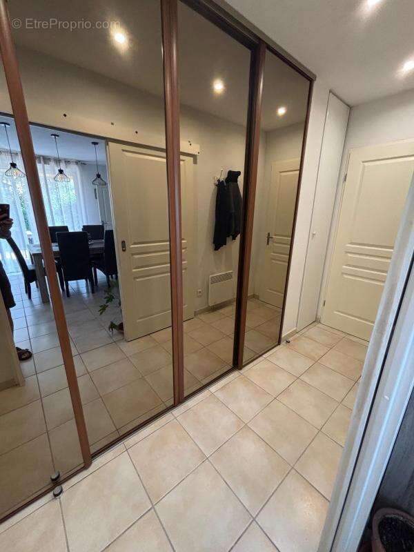 Maison à JONQUIERES-SAINT-VINCENT