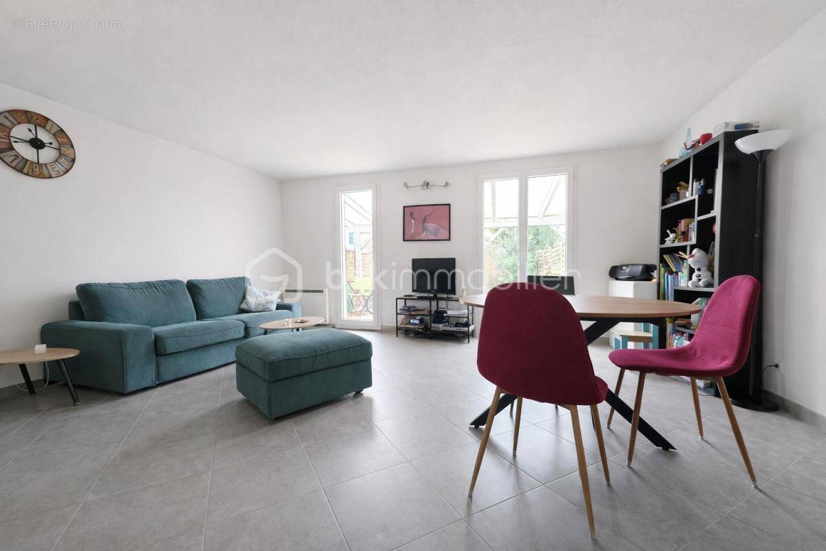 Maison à SAINT-GERMAIN-LES-ARPAJON
