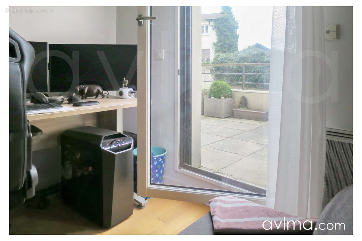 Appartement à ISSY-LES-MOULINEAUX