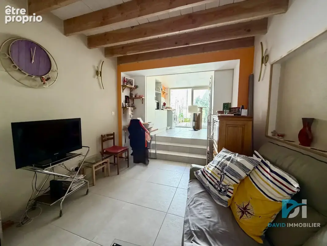 Florensac- maison de village avec cour rénovée - photo 6