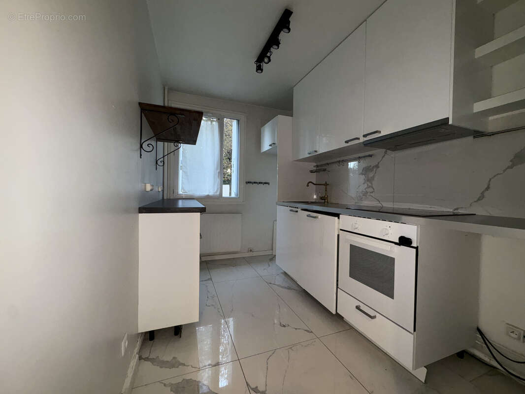 Commerce à JOINVILLE-LE-PONT