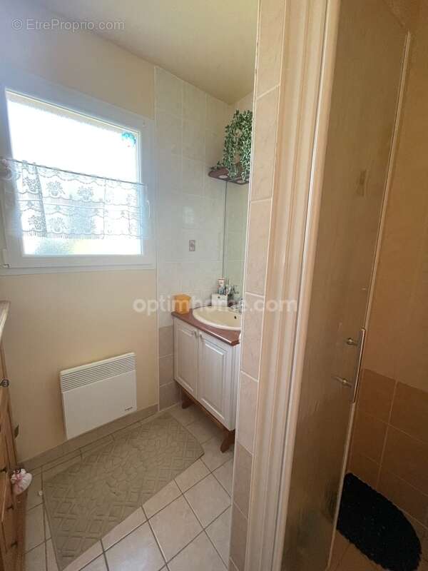 Maison à CHATEAUPONSAC