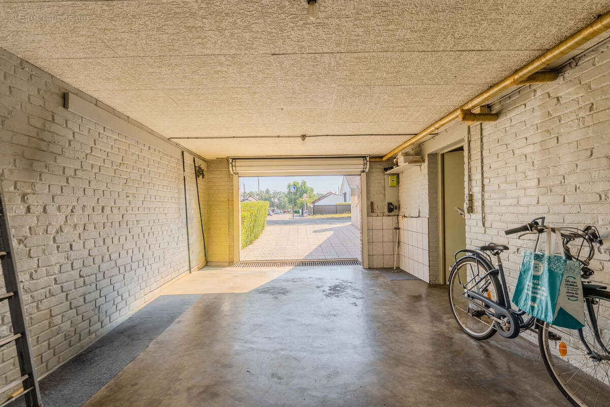 Maison semi individuelle avec grand jardin et garage ! - photo 13