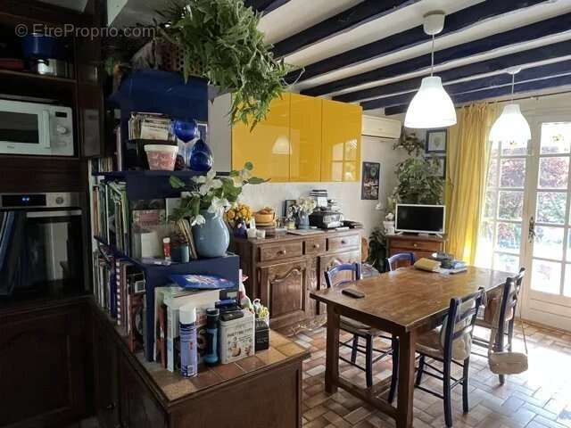Maison à VARENNES-VAUZELLES