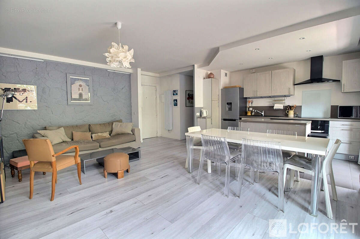 Appartement La Garenne Colombes 3 pièce(s) 67.5 m2 - photo 7