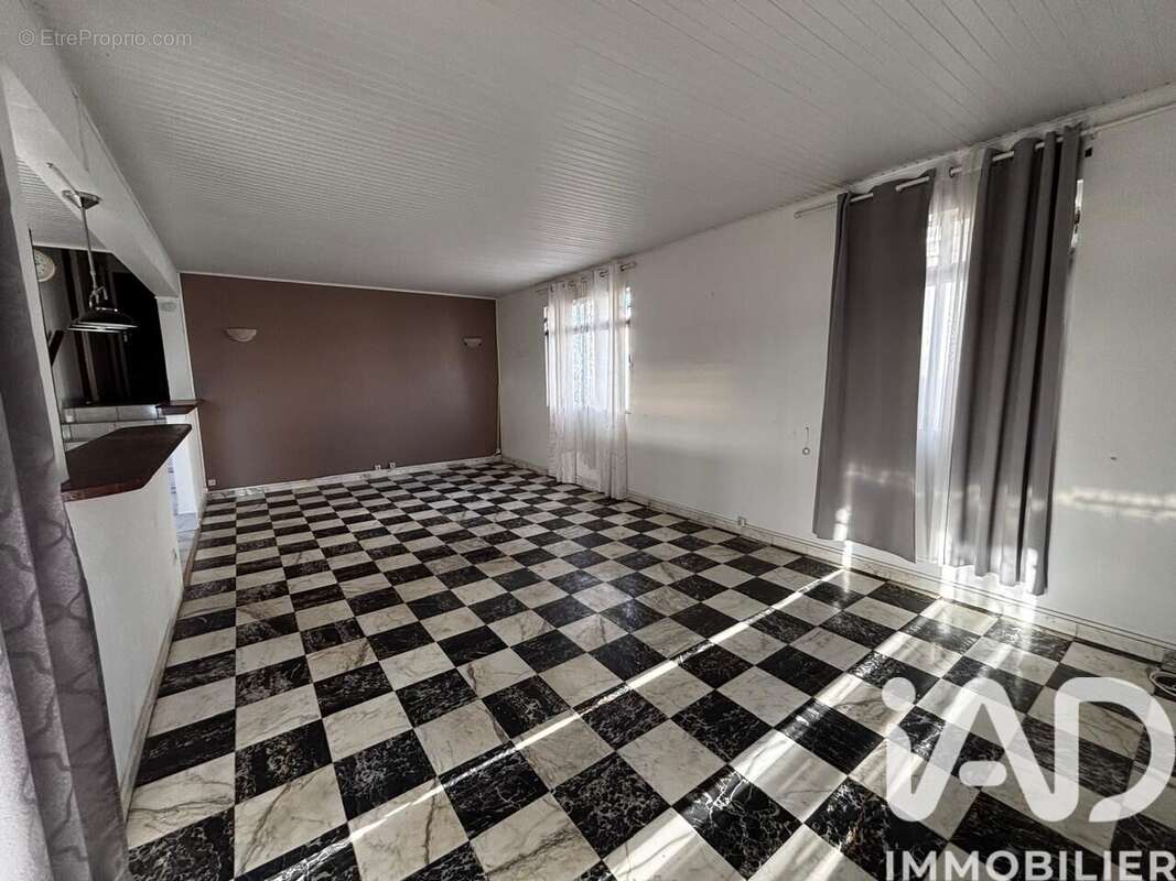 Photo 8 - Appartement à LE LAMENTIN