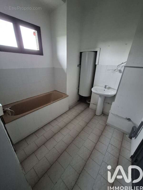 Maison 96 m² à Marques  - photo 6