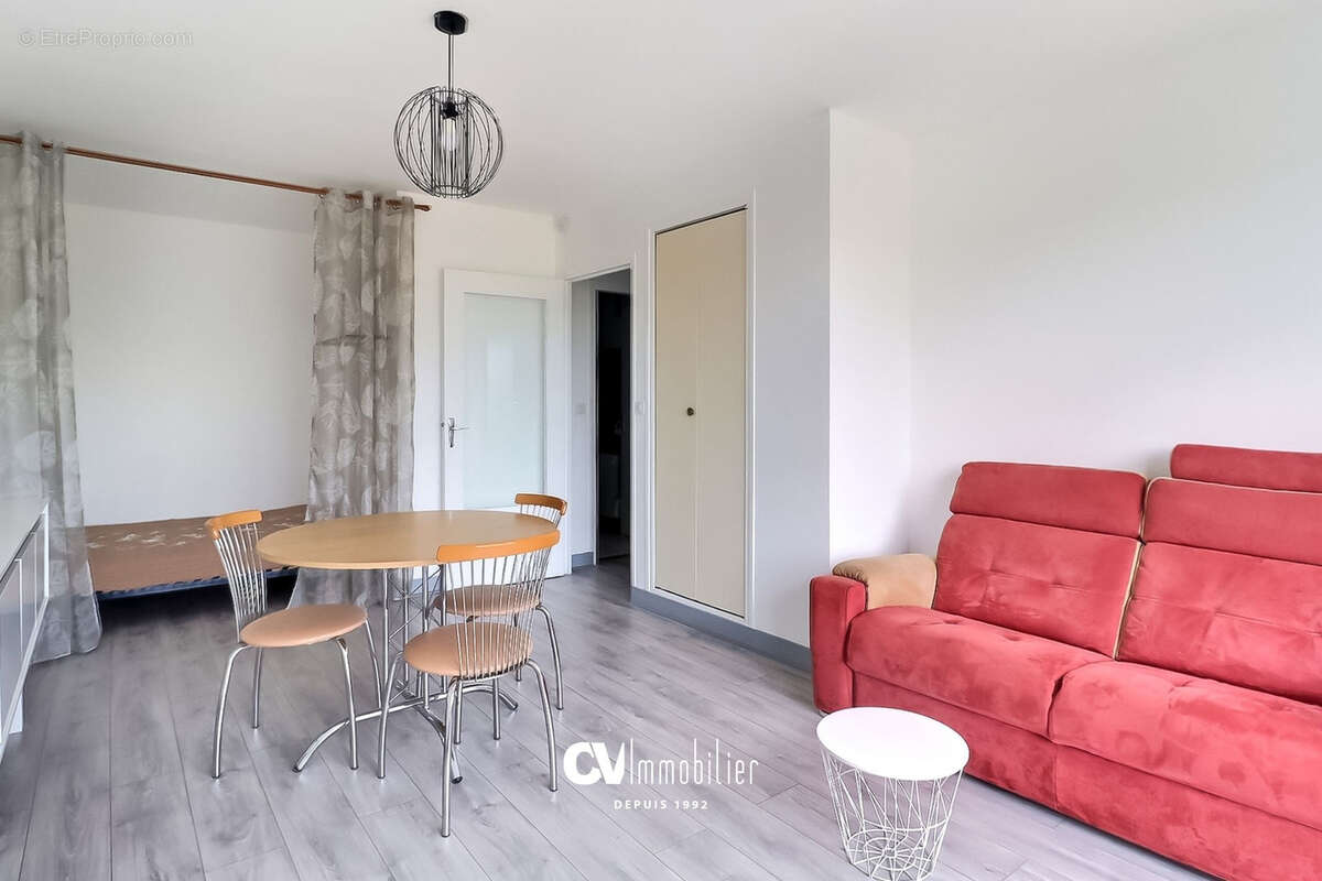 Appartement de type F1 avec balcon - photo 4