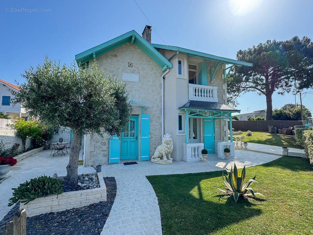 Maison à SAINT-PALAIS-SUR-MER