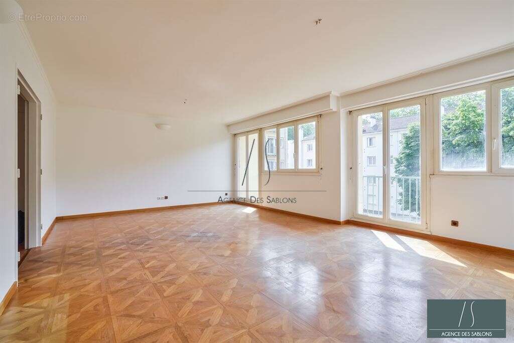 Appartement à LE VESINET