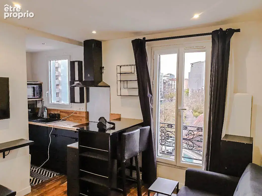 Photo Appartement à Courbevoie au prix de 220 000€